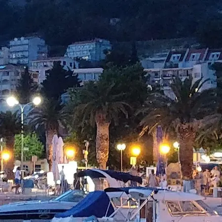 Dm * Baška Voda